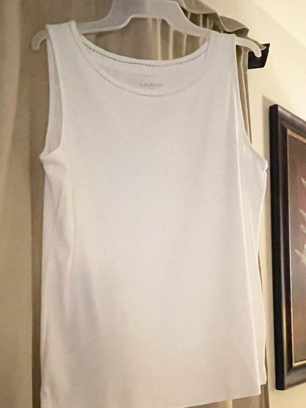 Talbot’s Women's White Sleeveless Tank Top Large